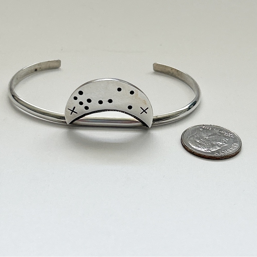 Signed Duane Tawahongva Hopi Sterling Silver Moon Stars Cuff Bracelet - Picture 9 of 12
